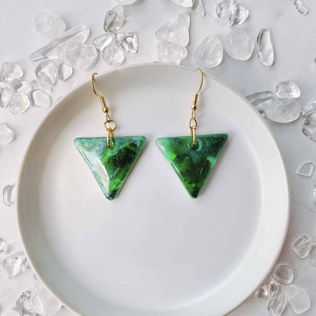 【ヒロアカ】緑谷出久 イメージ ピアス 大きめ