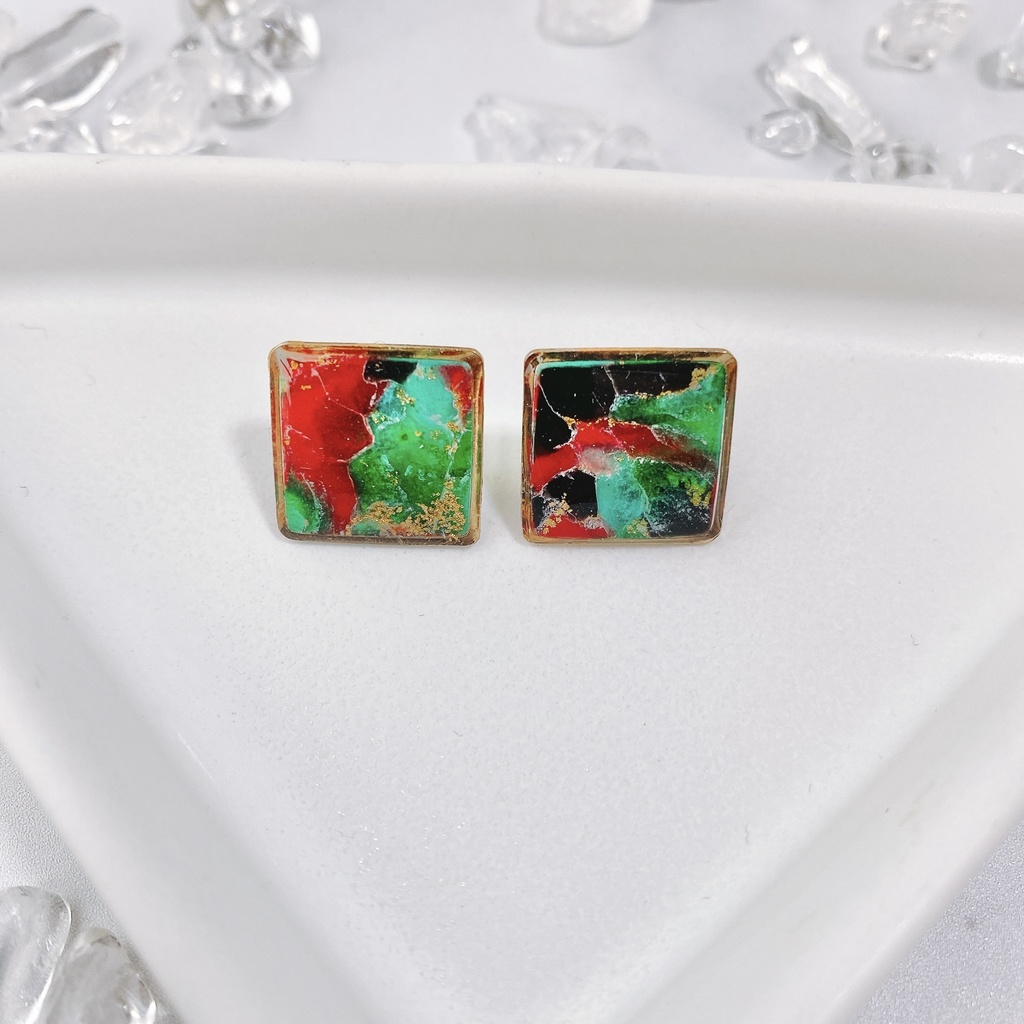 【ヒロアカ】緑谷出久 イメージ ピアス 小さめ