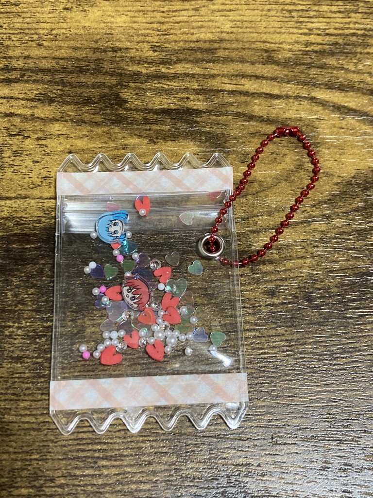 アドルとフィーナのしゃかしゃかキーホルダー【小、ピンク】