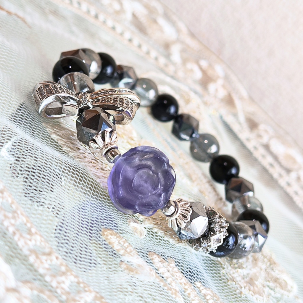 ✦プレゼント企画✦ユーリ・ローウェル✦天然石ブレスレット✦イメージアクセサリー✦