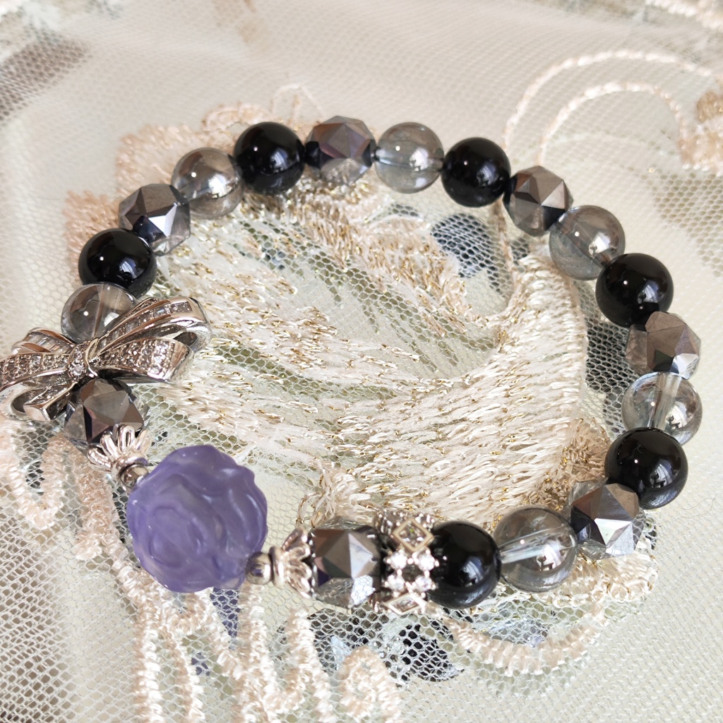 ✦プレゼント企画✦ユーリ・ローウェル✦天然石ブレスレット✦イメージアクセサリー✦