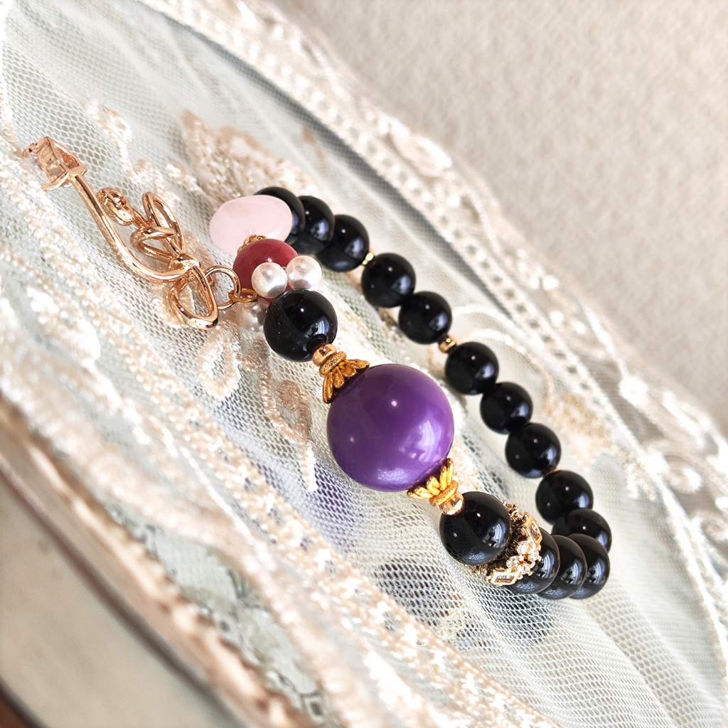 ✦プレゼント企画✦レイヴン✦天然石ブレスレット✦イメージアクセサリー✦