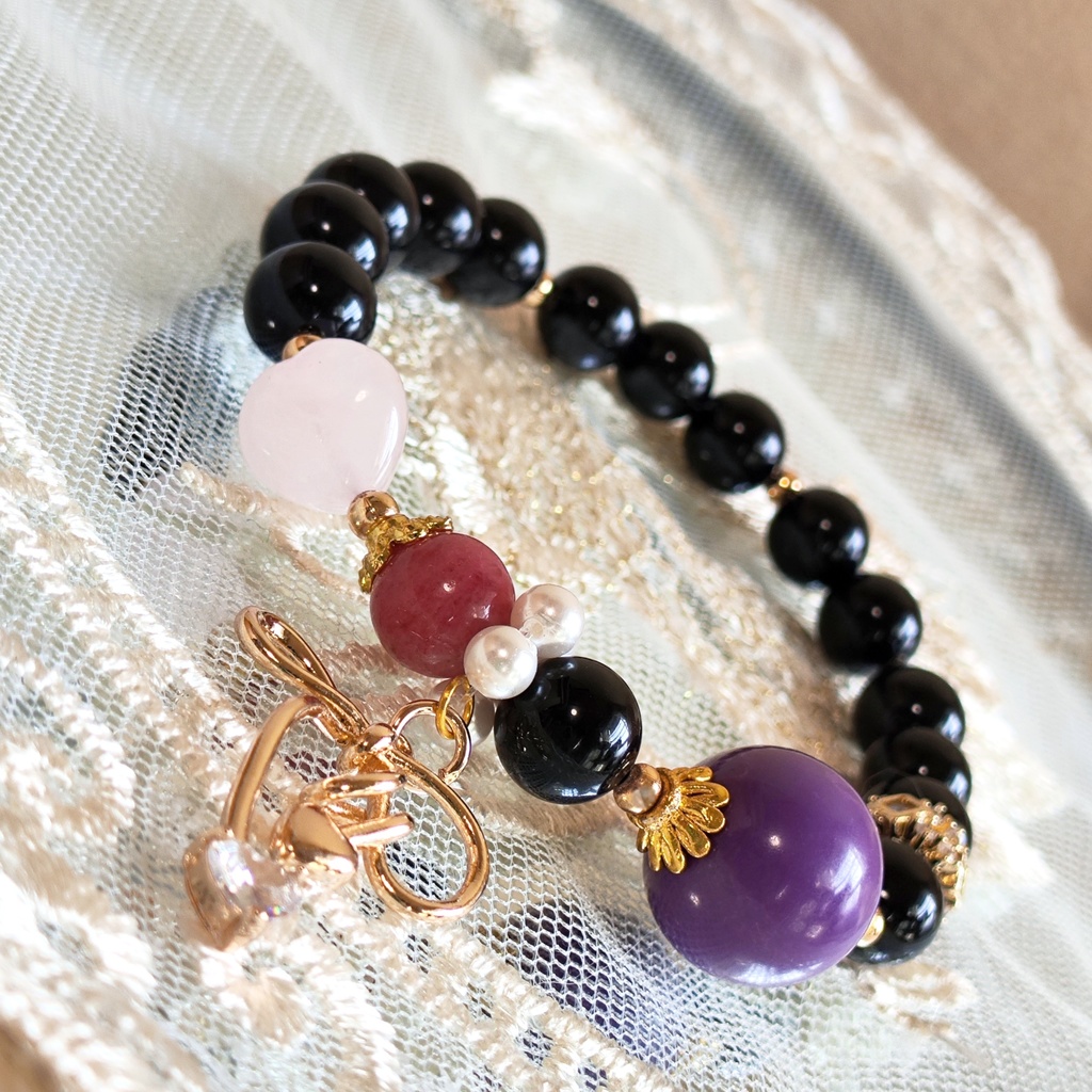 ✦プレゼント企画✦レイヴン✦天然石ブレスレット✦イメージアクセサリー✦