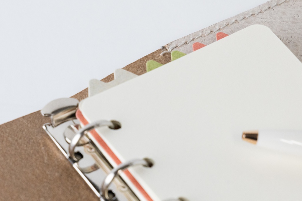 【紙製】3枚セット/M6サイズ手帳用「ねこのみみしっぽインデックス」ハルイロ