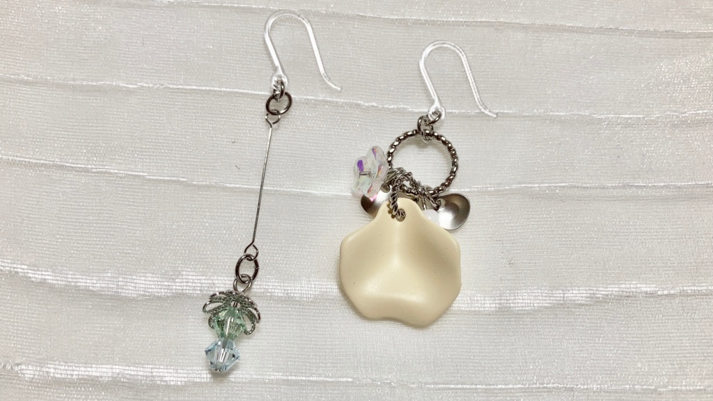 イメージアクセサリー(藍黄色PC)