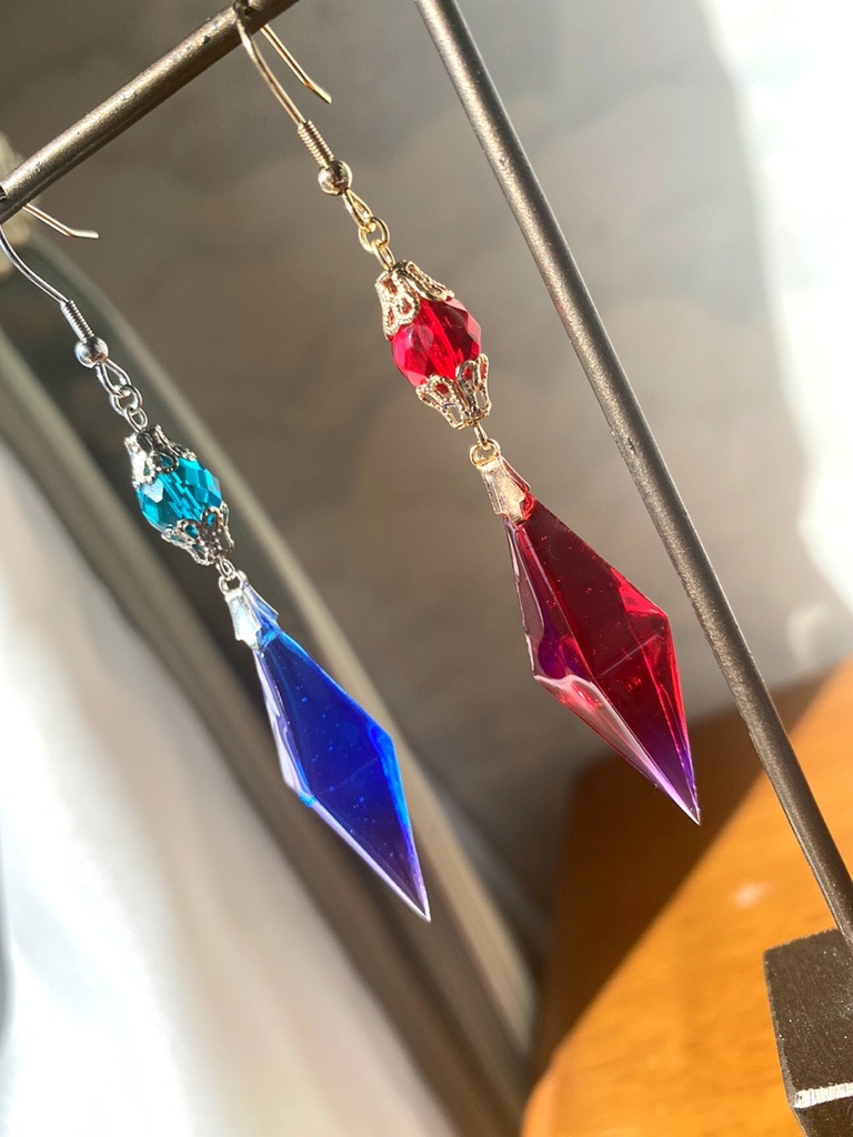 赤と青の情景 ペンデュラムピアス