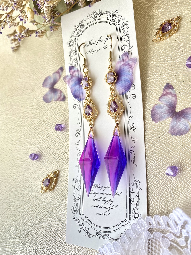 オーロラパープルピンクとジュエリーバタフライのペンデュラムピアス