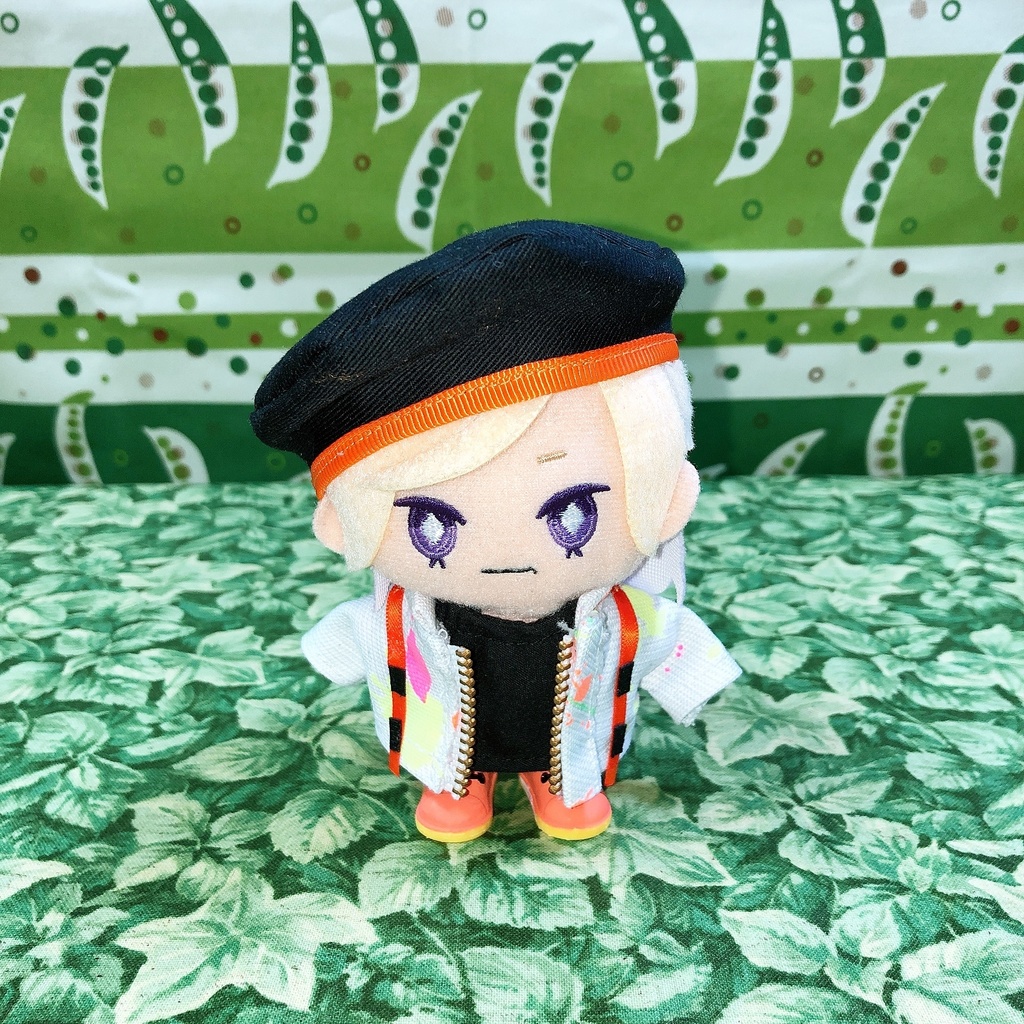 ぬい服　ペイント柄　白　ジャケット＆帽子