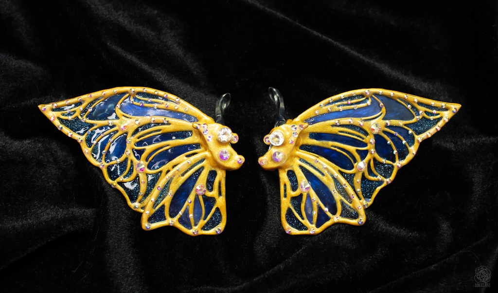 【販売終了・即納品】きれいな耳ひれアクセサリー(バタフライ・青)