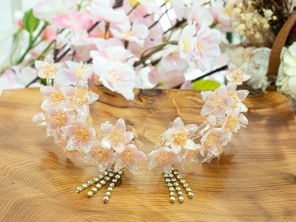 【即納品】きれいな耳ひれアクセサリー(桜)