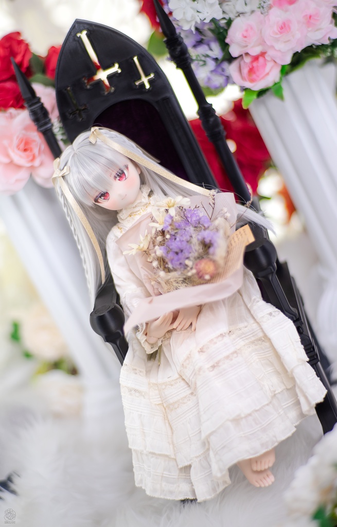 【受注品】銀の玉座