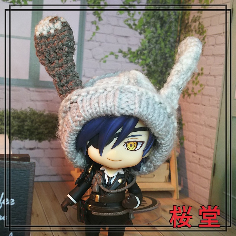 ねんどろいど用うさ耳付帽子・白～グレーグラデ