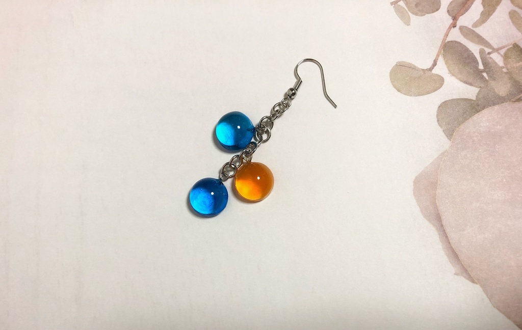［セミオーダー］推し色ピアス・イヤリング