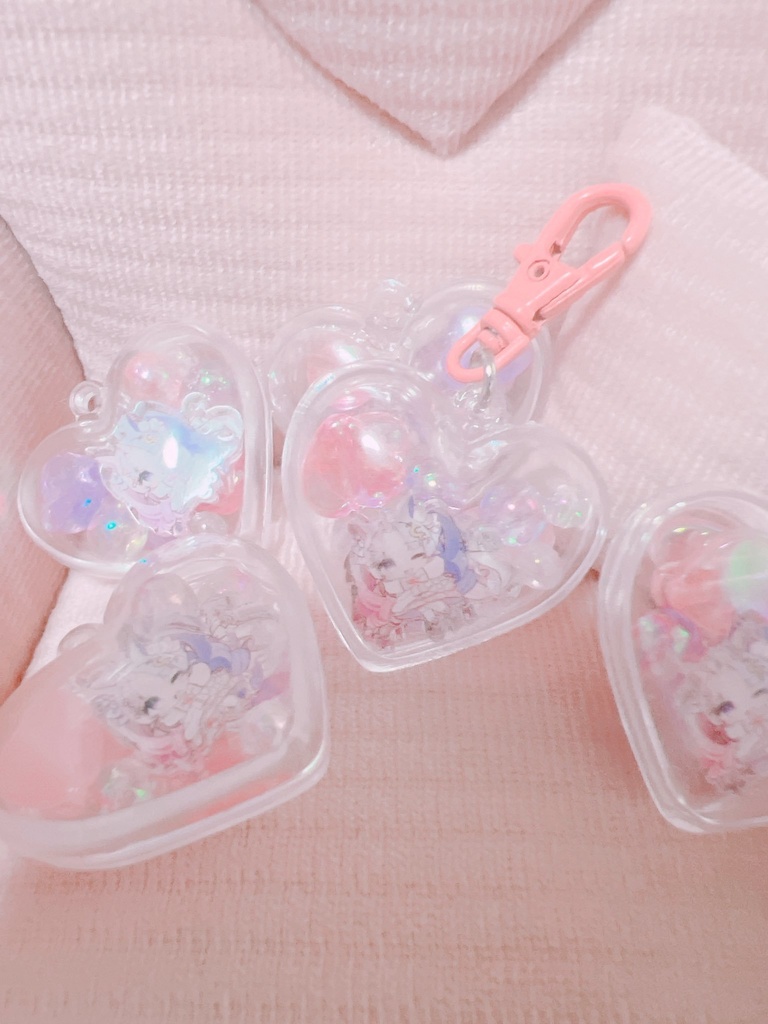しくねうに手作りキーホルダー🩷
