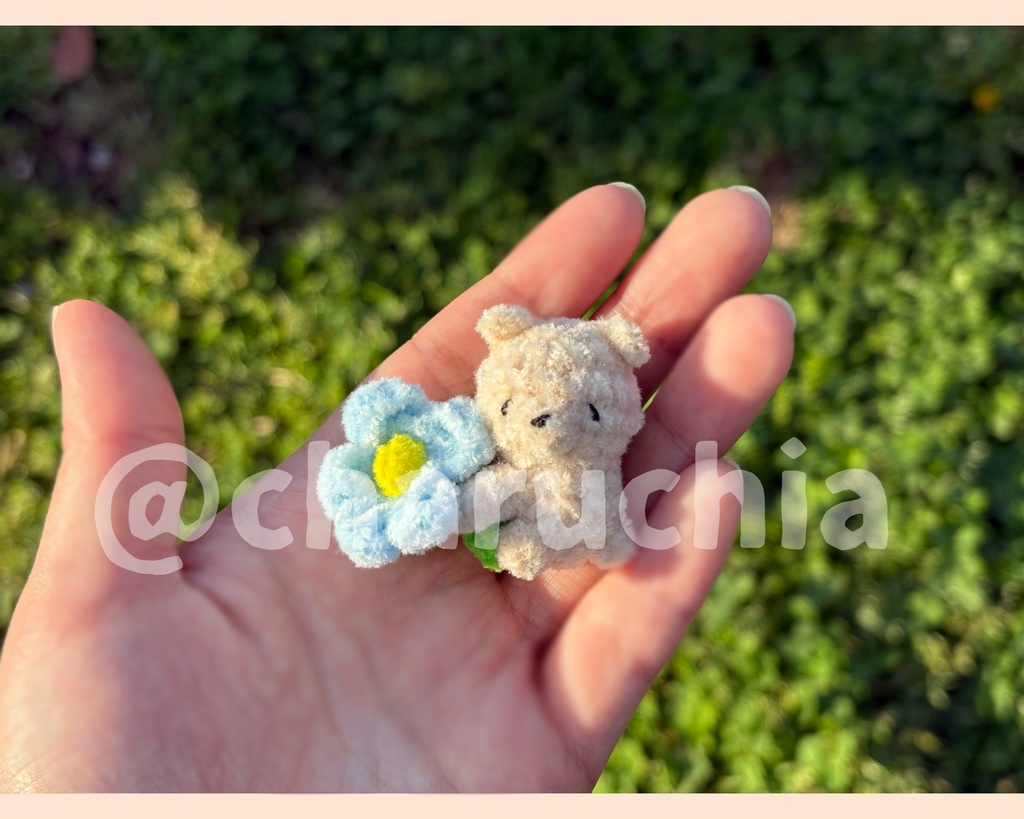 お花ぎゅっ!とくまさんブローチ💐