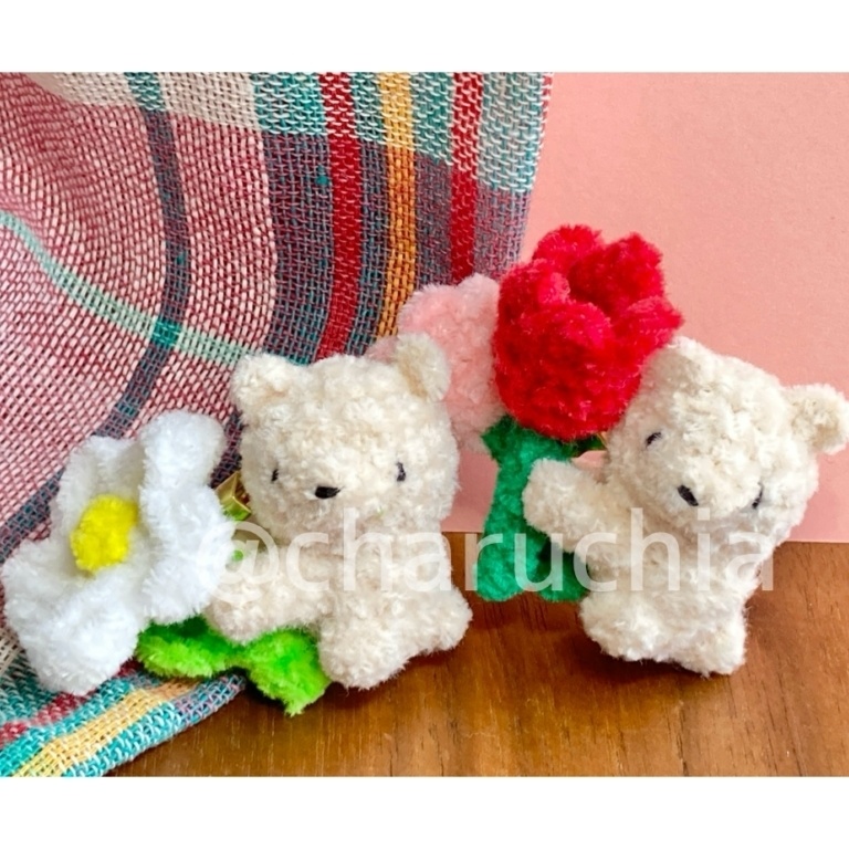 お花ぎゅっ!とくまさんブローチ💐