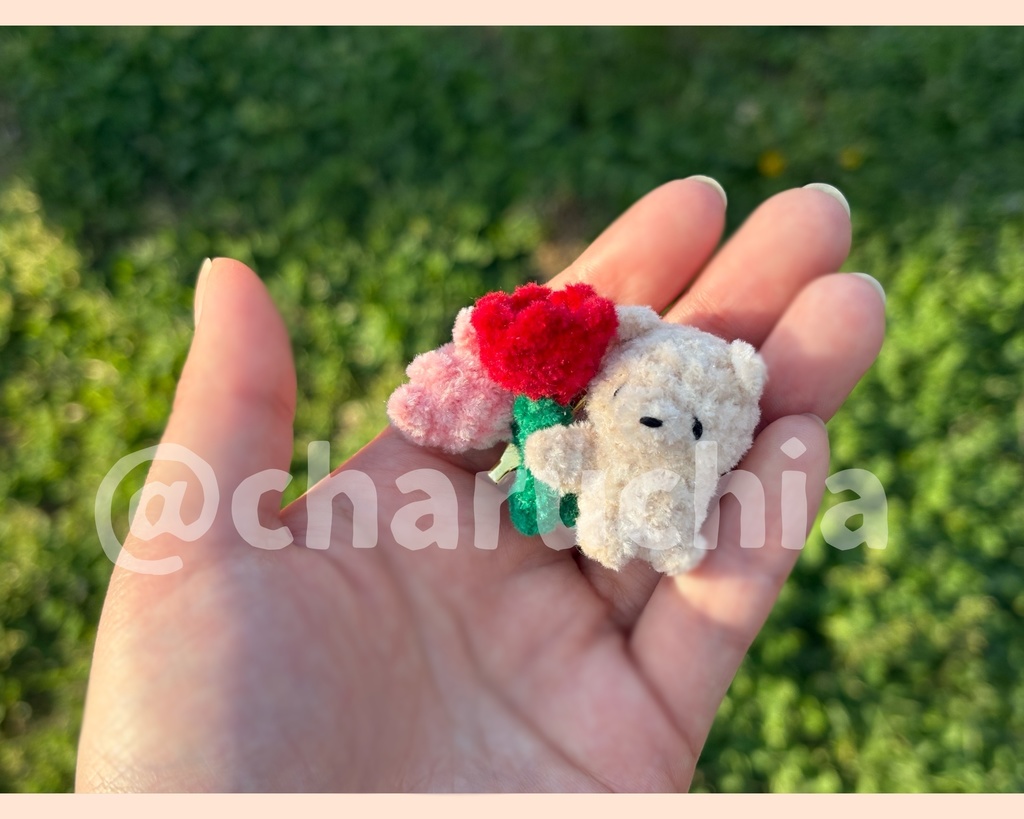 お花ぎゅっ!とくまさんブローチ💐