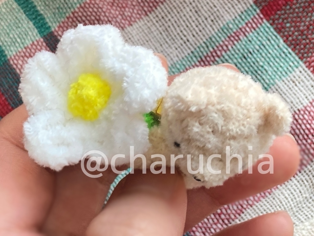 お花ぎゅっ!とくまさんブローチ💐