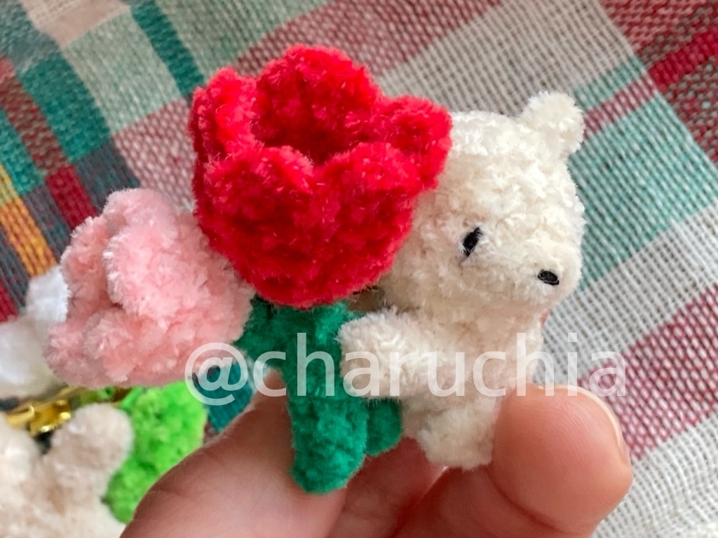 お花ぎゅっ!とくまさんブローチ💐