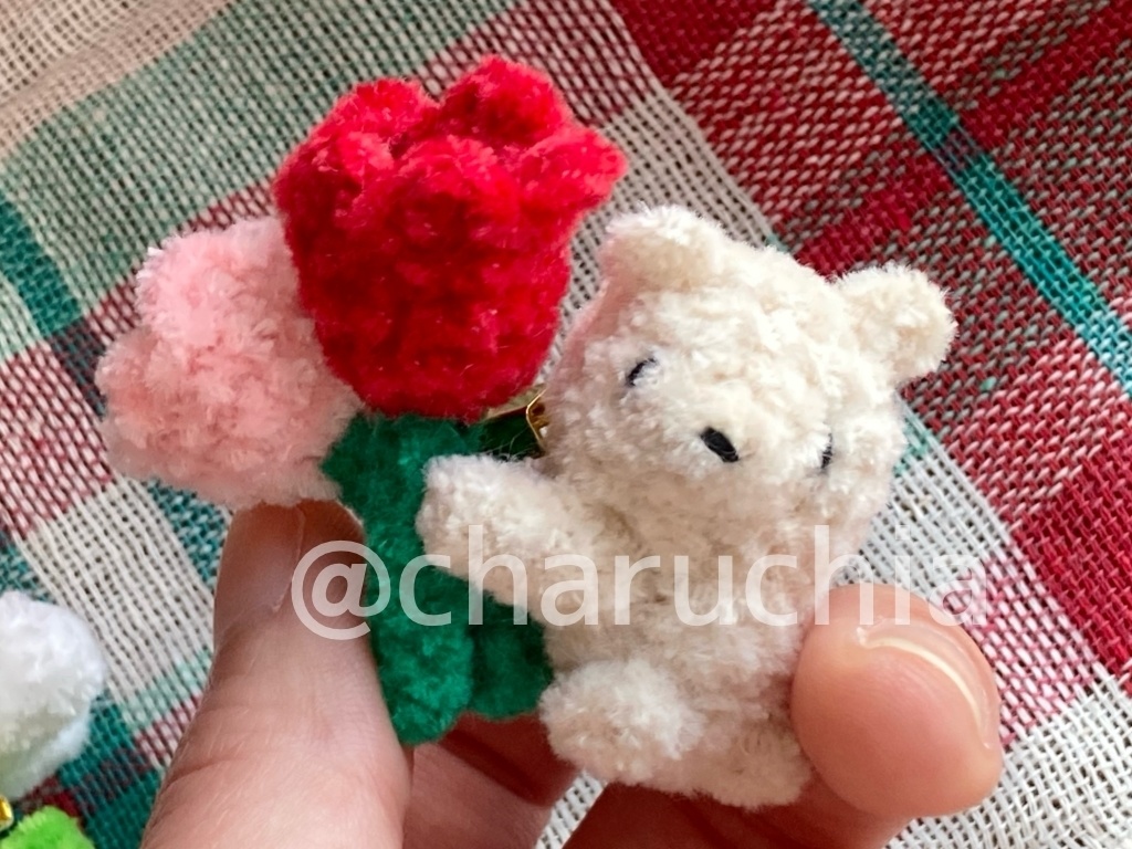 お花ぎゅっ!とくまさんブローチ💐