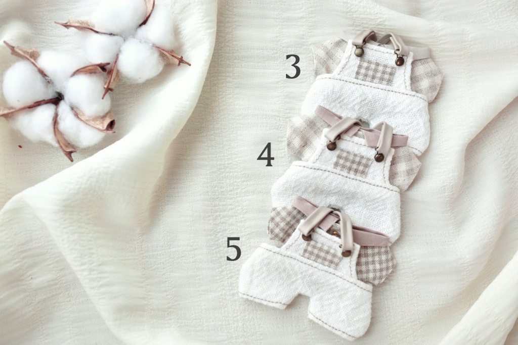 サロペット&シャツ