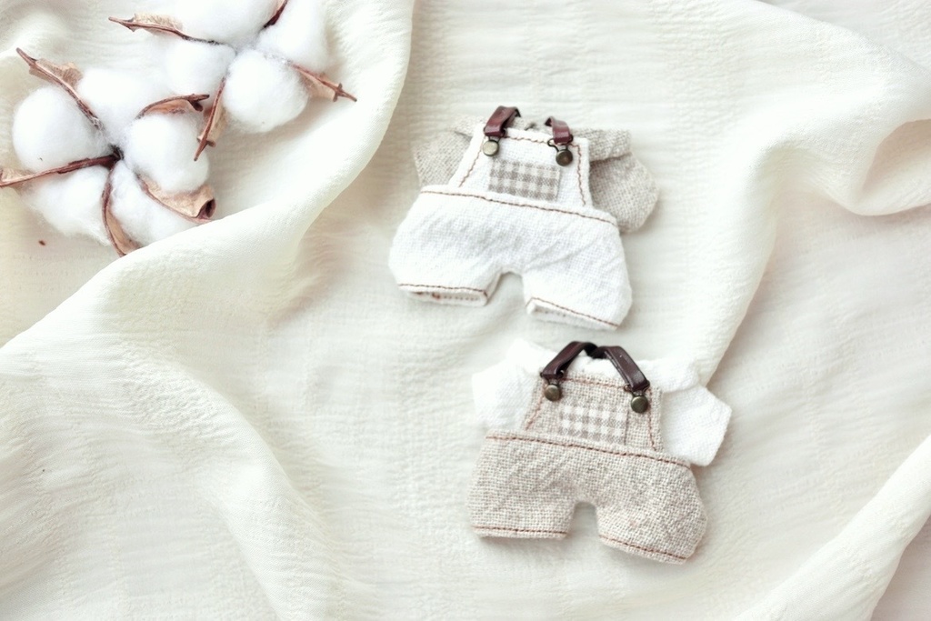 サロペット＆シャツ