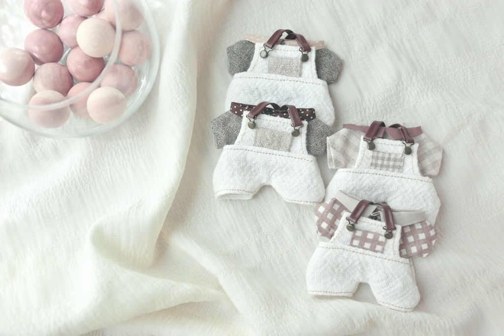 サロペット＆シャツ