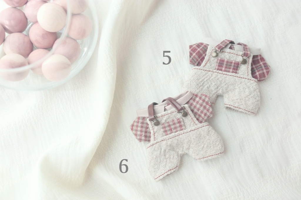 サロペット&シャツ