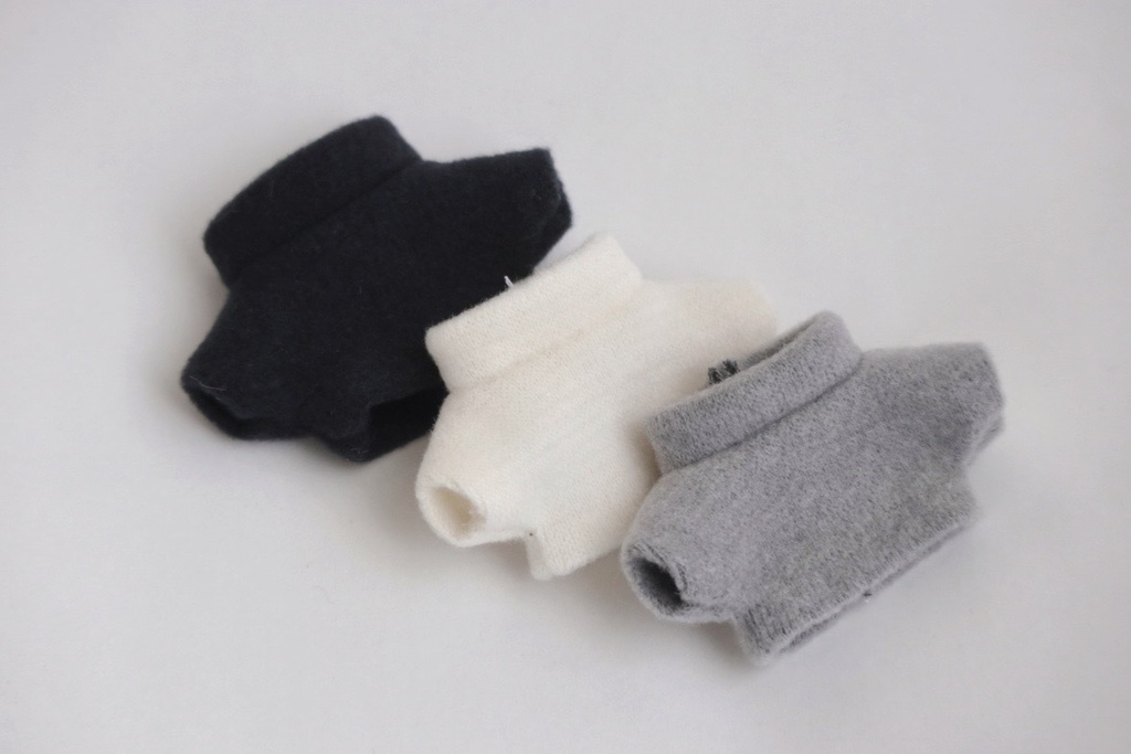 ハイネックニット