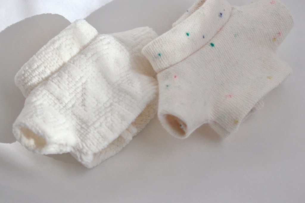 ハイネックニット