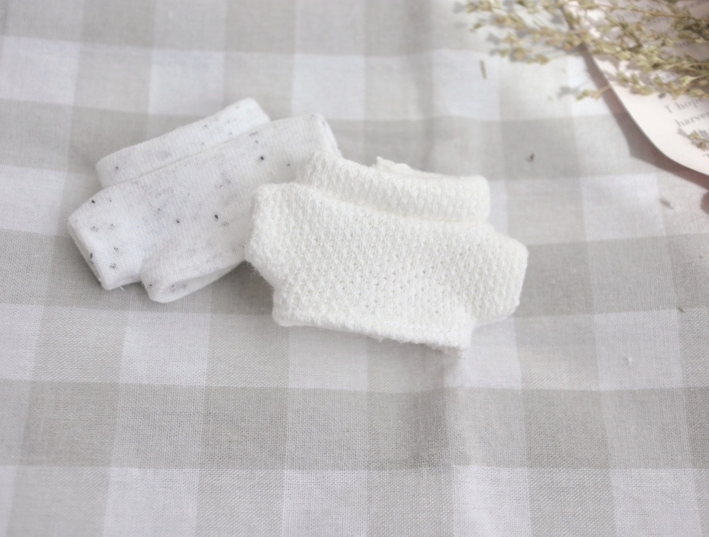 ハイネックニット