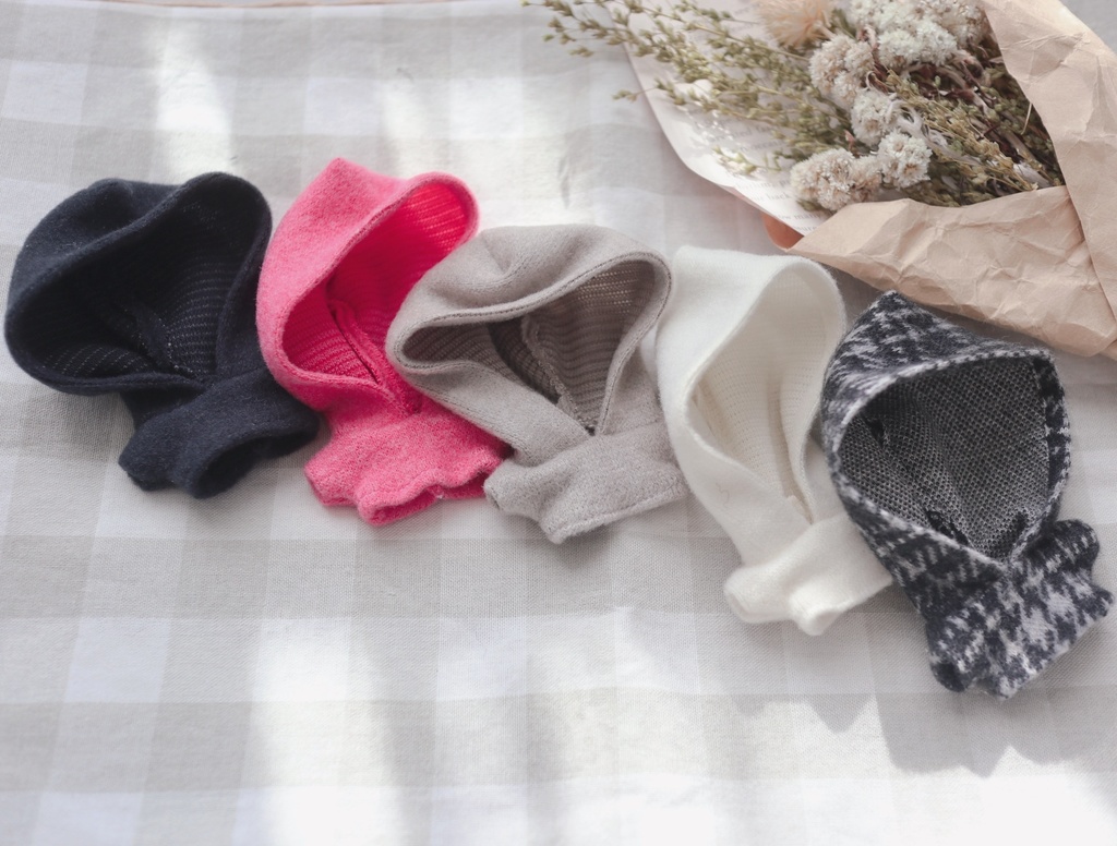 8cm被れるニットパーカー