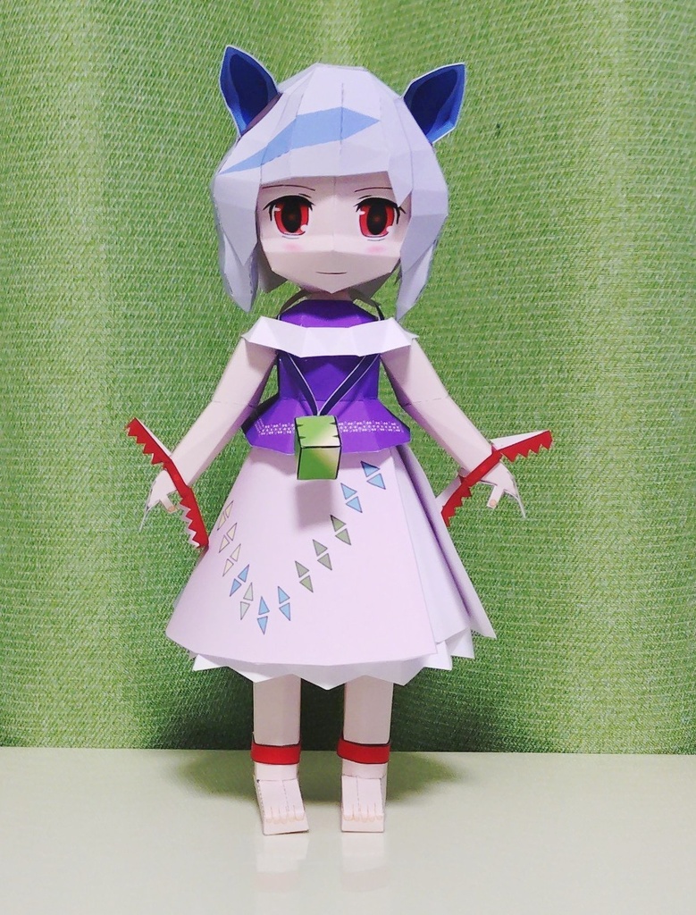 のび式ペーパークラフト　三頭慧ノ子