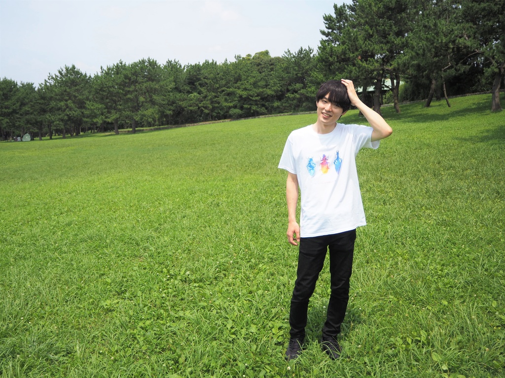 虫と見た空 Tシャツ