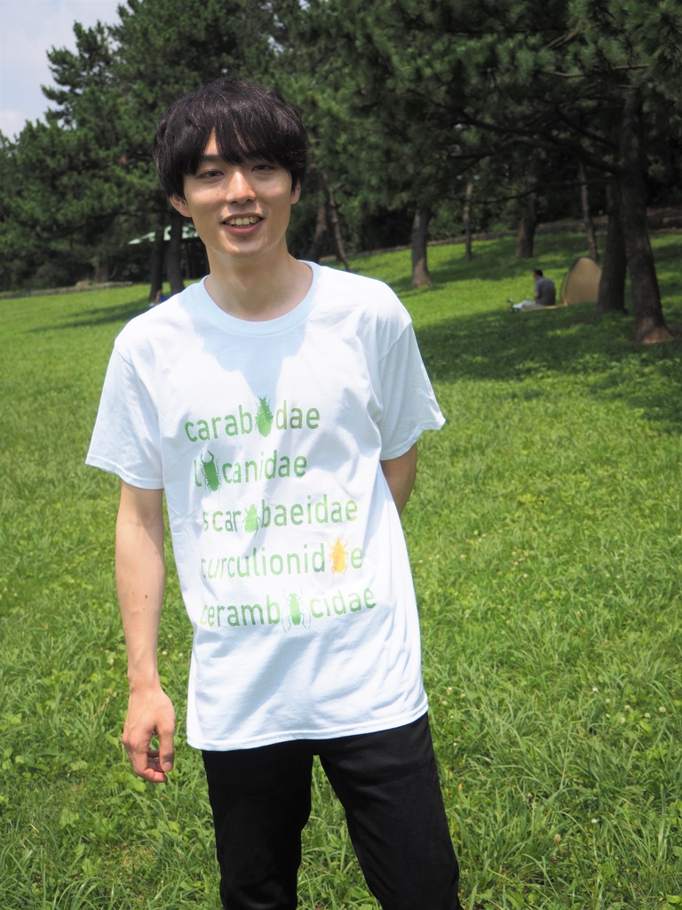 甲虫たち Tシャツ