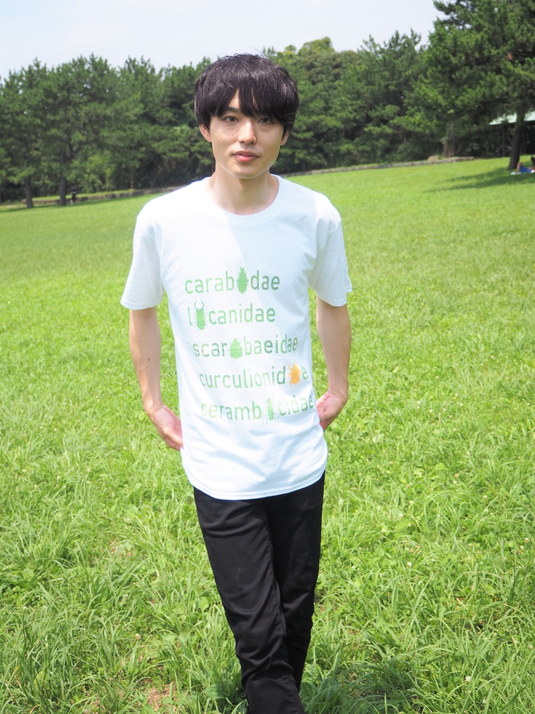 甲虫たち Tシャツ