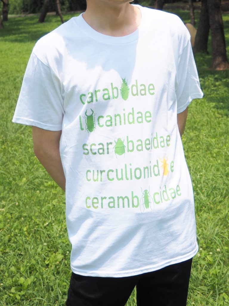 甲虫たち Tシャツ