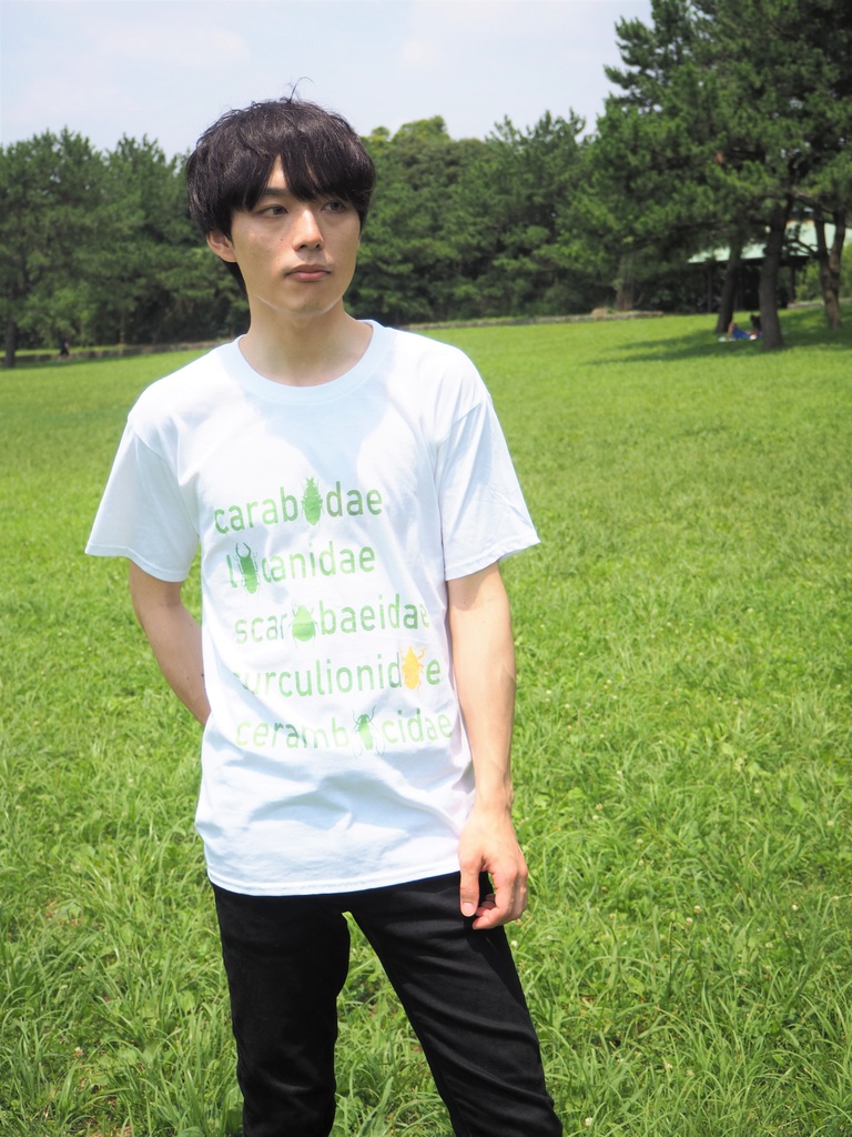甲虫たち Tシャツ