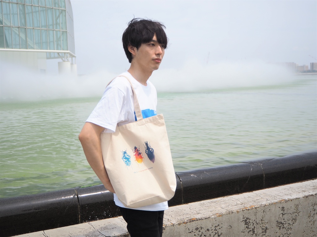 虫と見た空 トートバッグ