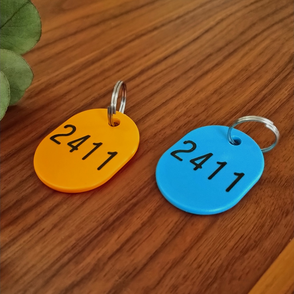 ロッカーキータグ №2411