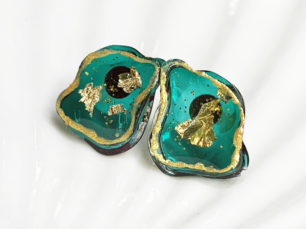 グリーン:大人シンプルピアス(大・小)