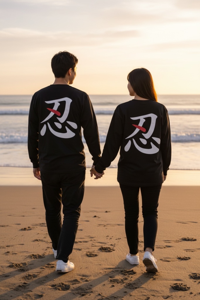 【忍 - SHINOBI】ストリート・ロングスリーブ・バックプリントTシャツ｜モノトーン・テックウェア