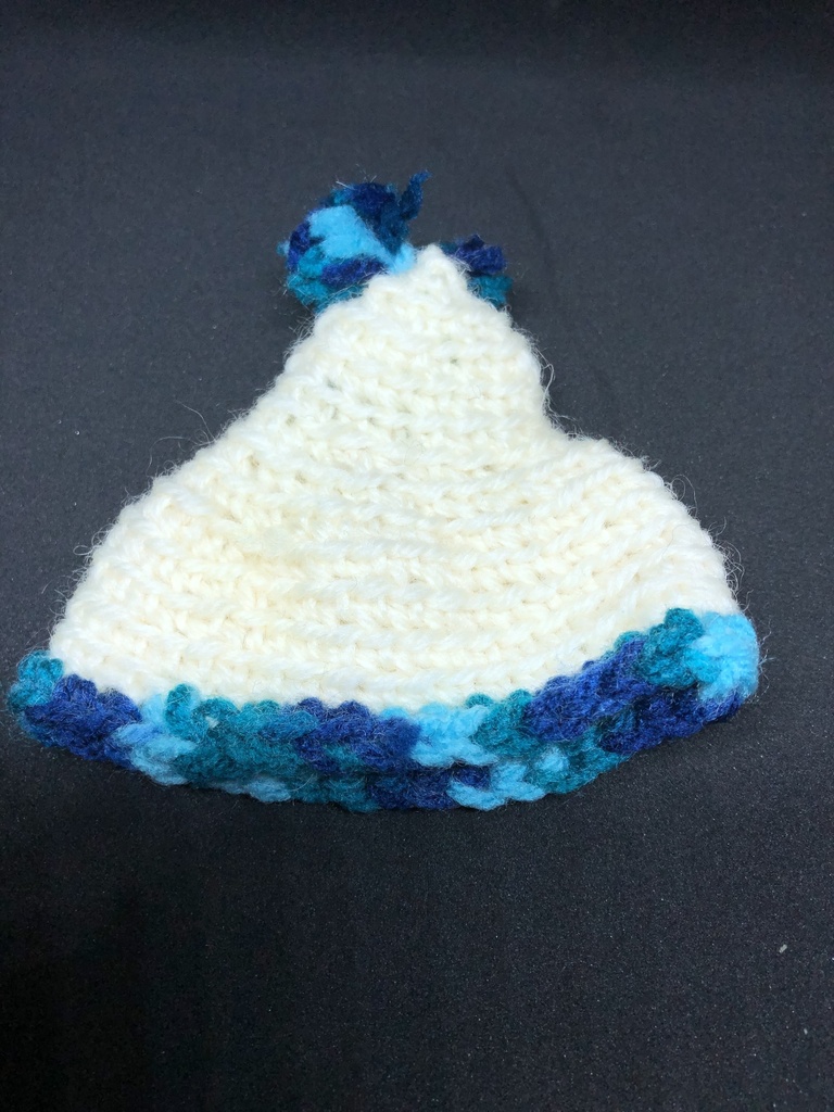 ぬいぐるみ用ニットキャップ　被り口約10cm