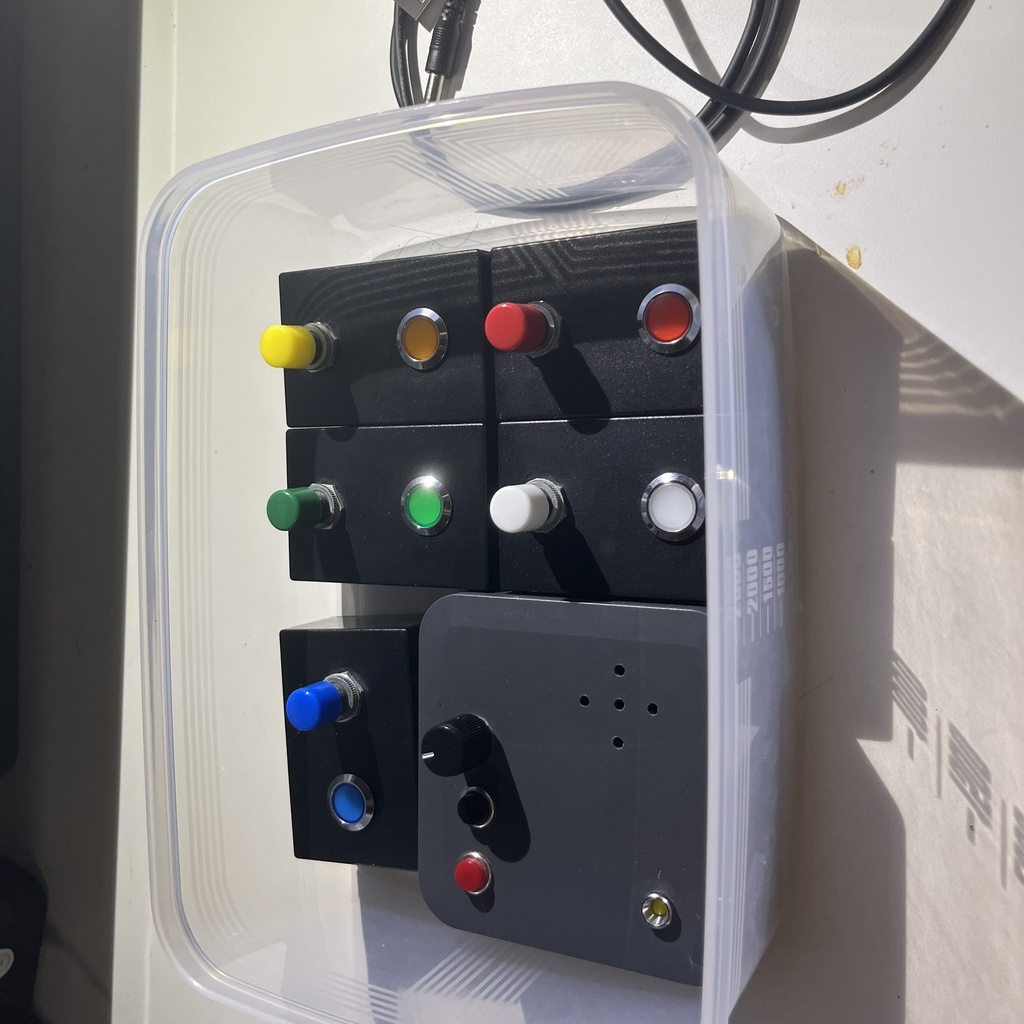 【オリジナル】5端子早押し機