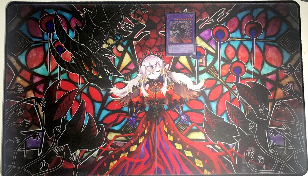 プレイマット 赫焉竜グランギニョル(赫の聖女カルテシア)