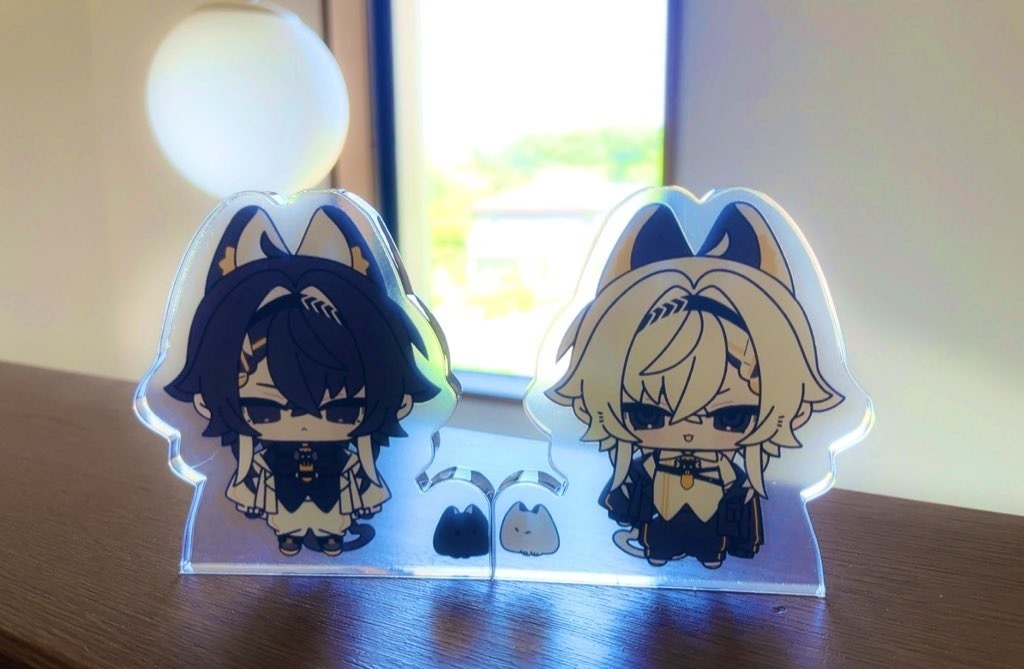 自立アクスタ(フク、ハク)