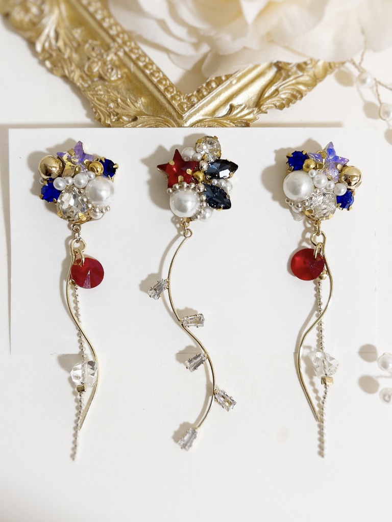 剣イメージアクセサリー（展示）