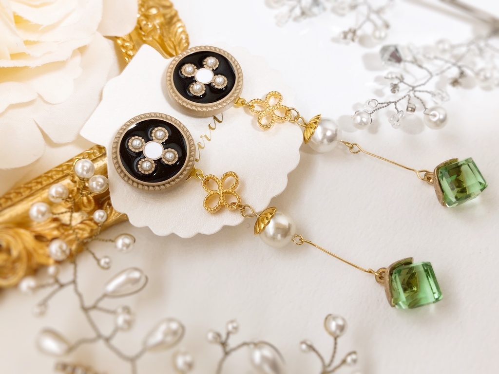 膝丸イメージピアス(金具変更可)