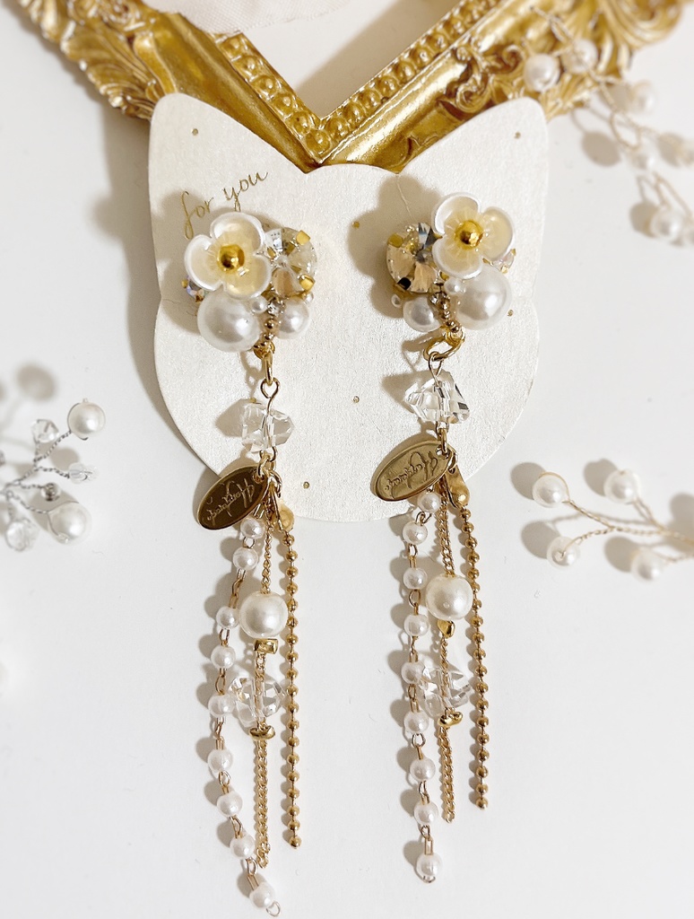 鶴丸国永･大倶利伽羅イメージアクセサリー（展示）