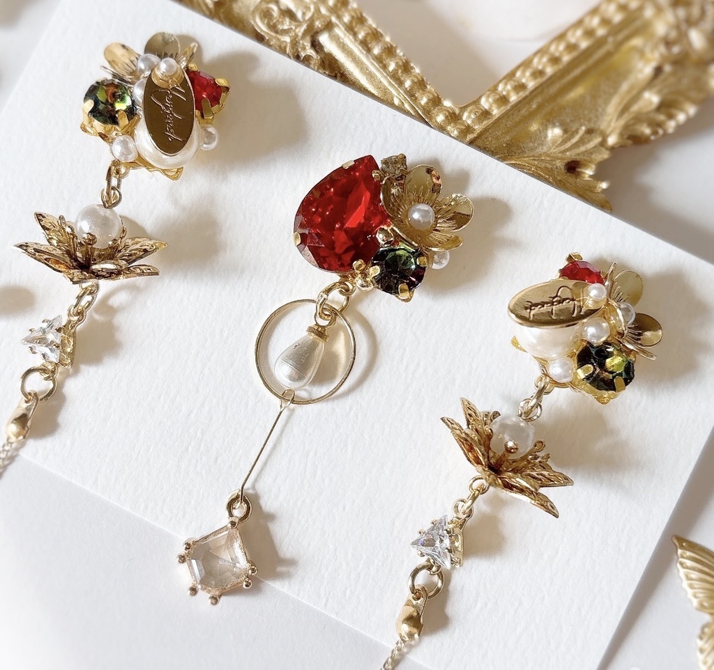 三郎国宗イメージピアスセット